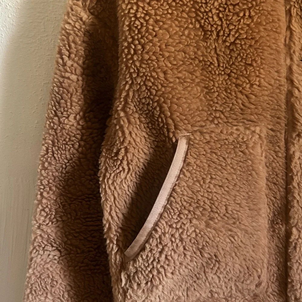 Everlane Camel Teddy Button-Up Jacket - Picture 5 of 7